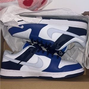 Size 11 dunks, brand new wore ONCE just don’t like them anymore need them gone.